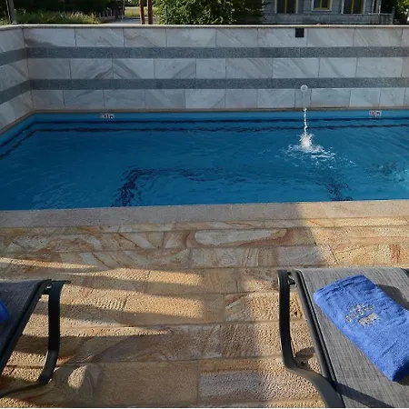 Apart-hotel Nabro 4*