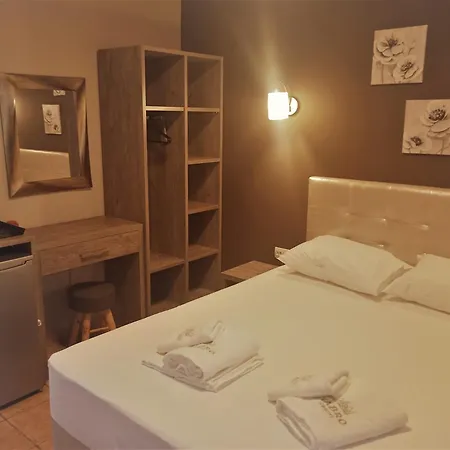 شقة فندقية Nabro Paralía